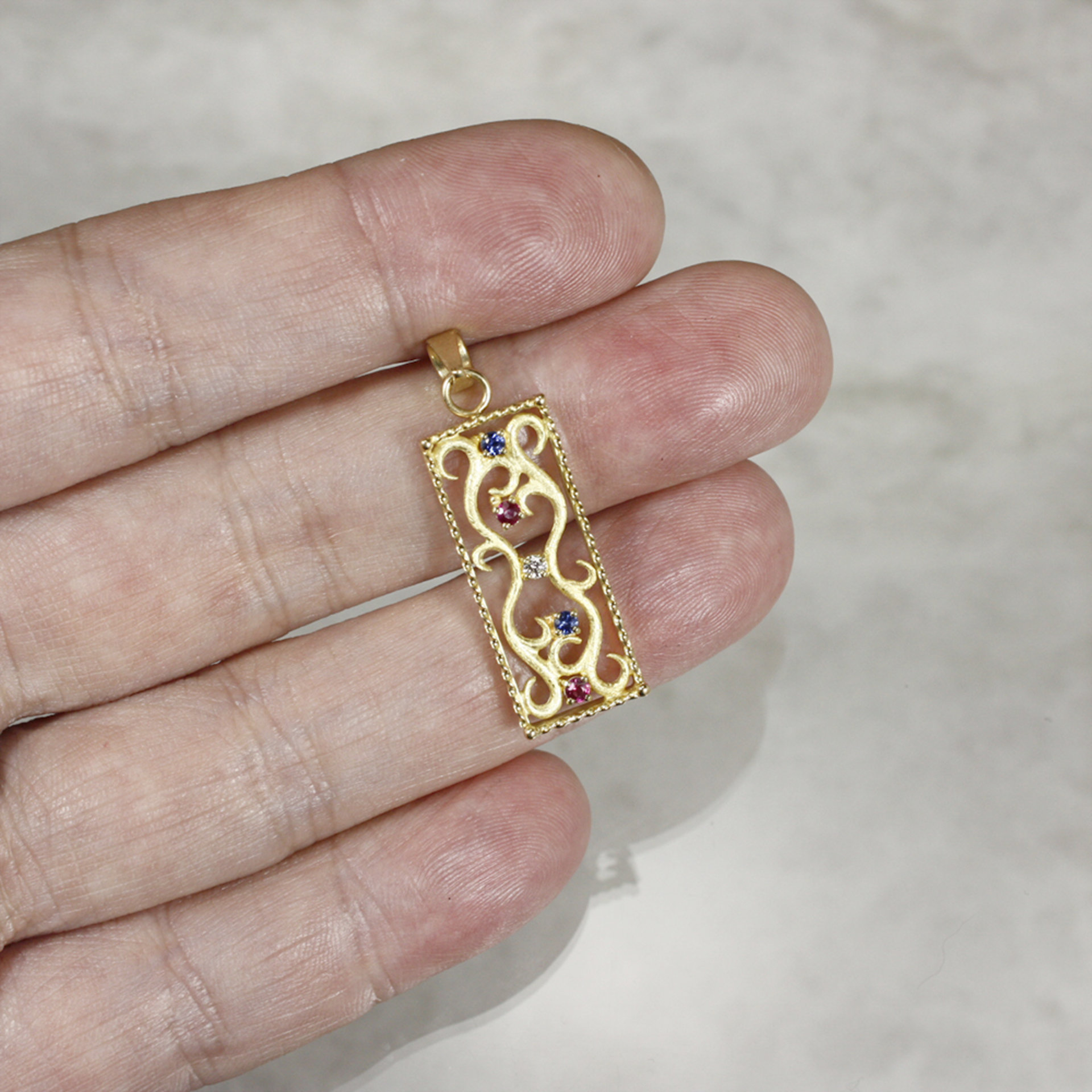 Yellow gold pendant, scrolls openwork pendant, diamond and sapphire pendant, rec