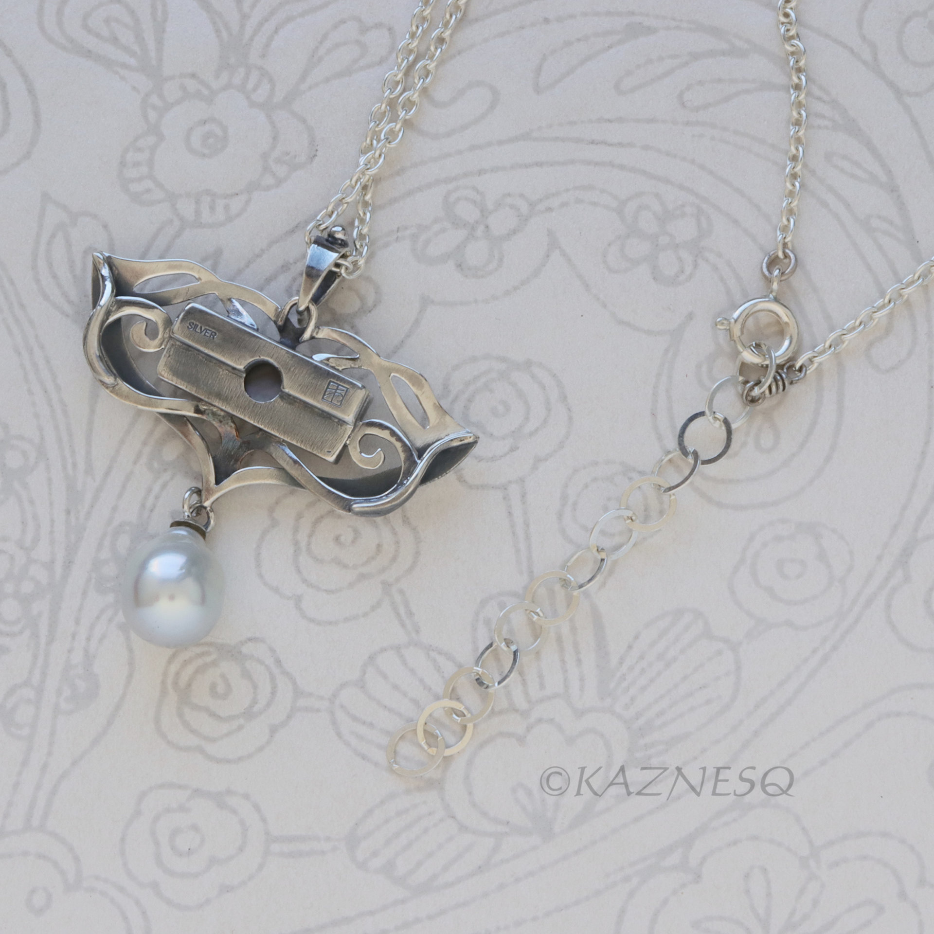 Vintage-Style Art Nouveau Silver Necklace with Rutilated Quartz and Baroque Pearl drop 