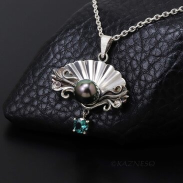 Black Pearl Necklace for Evenings Out – Rococo Silver Shell, Blue-Green Tourmaline