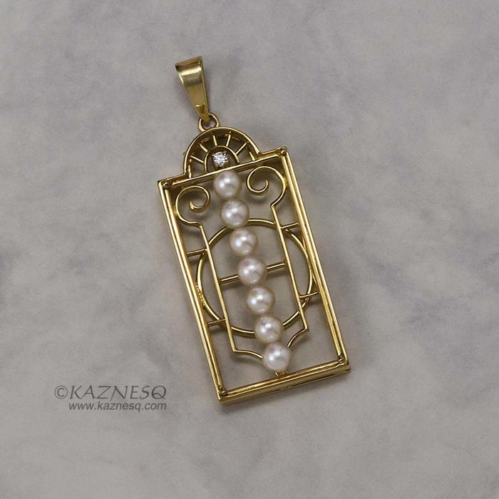 Art Deco style rectangle akoya pearl and a diamond pendant head