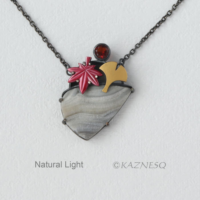 (C) KAZNESQ: Autumn red leaf and ginkgo necklace, desert druzy pendant