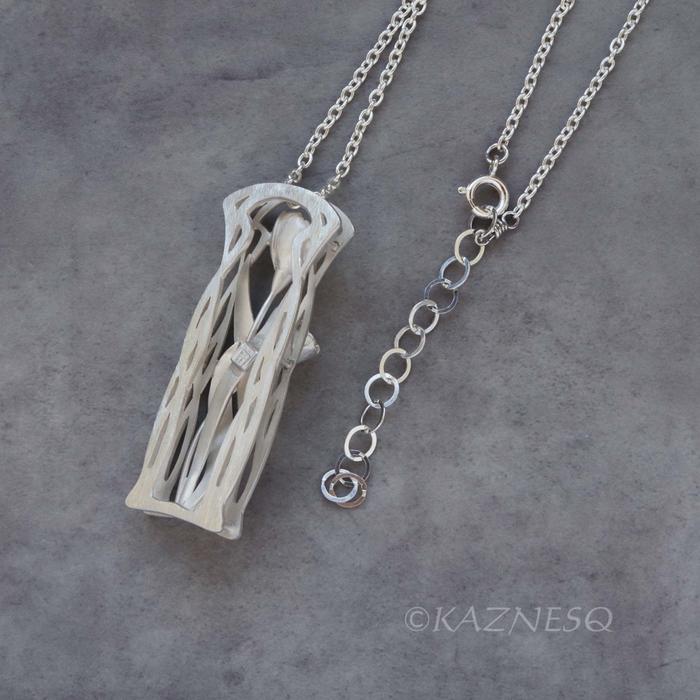(C) KAZNESQ: Art Nouveau style mat finish silver floral pendant necklace with Ak