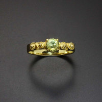 Mali garnet 18K gold ring