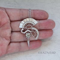 (C) KAZNESQ: Art Deco style Double Fan Green Amethyst Silver Pendant Necklace