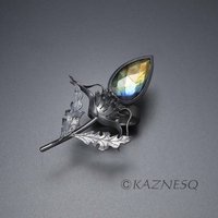(C) KAZNESQ:Labradorite oxidized silver thistle ring