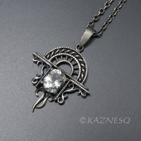 (C)KAZNESQ: Green amethyst oxidized silver Goth look arch pendant necklace