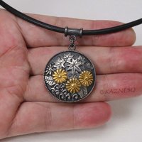 (C)KAZNESQ: Autumn leaf circle Keum Boo oxidized silver pendant necklace