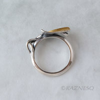 (C) KAZNESQ: Ginkgo leaf Keum Boo silver ring