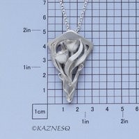 (C) KAZNESQ: Art Nouveau style floral silver kite shape pendant necklace with ak