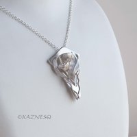 (C) KAZNESQ: Art Nouveau style floral silver kite shape pendant necklace with ak