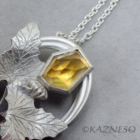 (C) KAZNESQ: Art Nouveau style Flower and Leaf motif Citrine lined with MOP