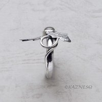 (C) KAZNESQ: Quartz lined with Paua shell Leaf motif Art Nouveau style silver ri
