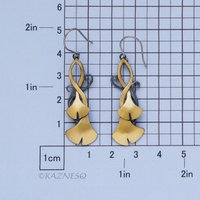 (C) KAZNESQ: Ginkgo earrings of Fine gold foil and oxidized silver