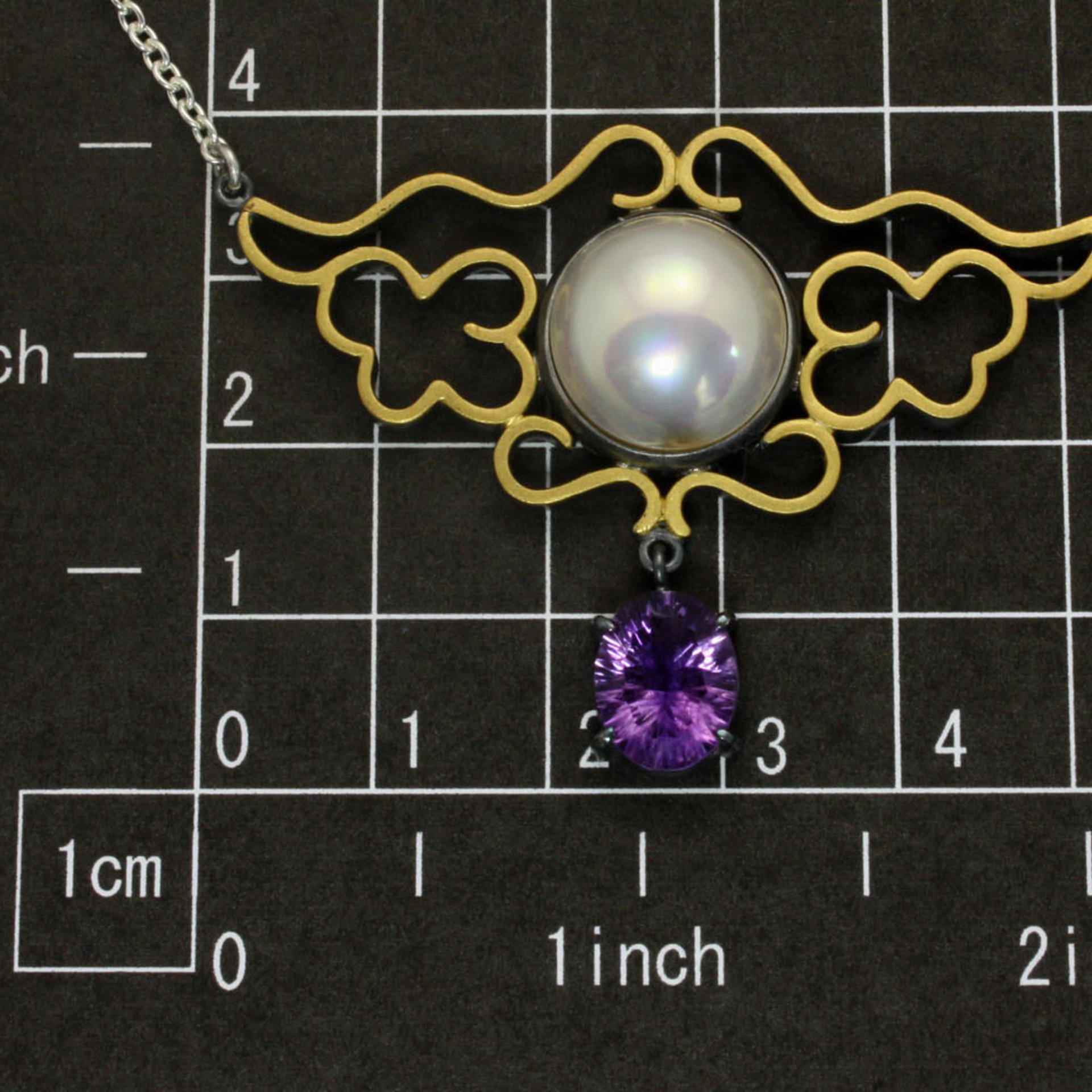 Sold: Cloud pattern mabe pearl and amethyst featured silver necklace with fine gold