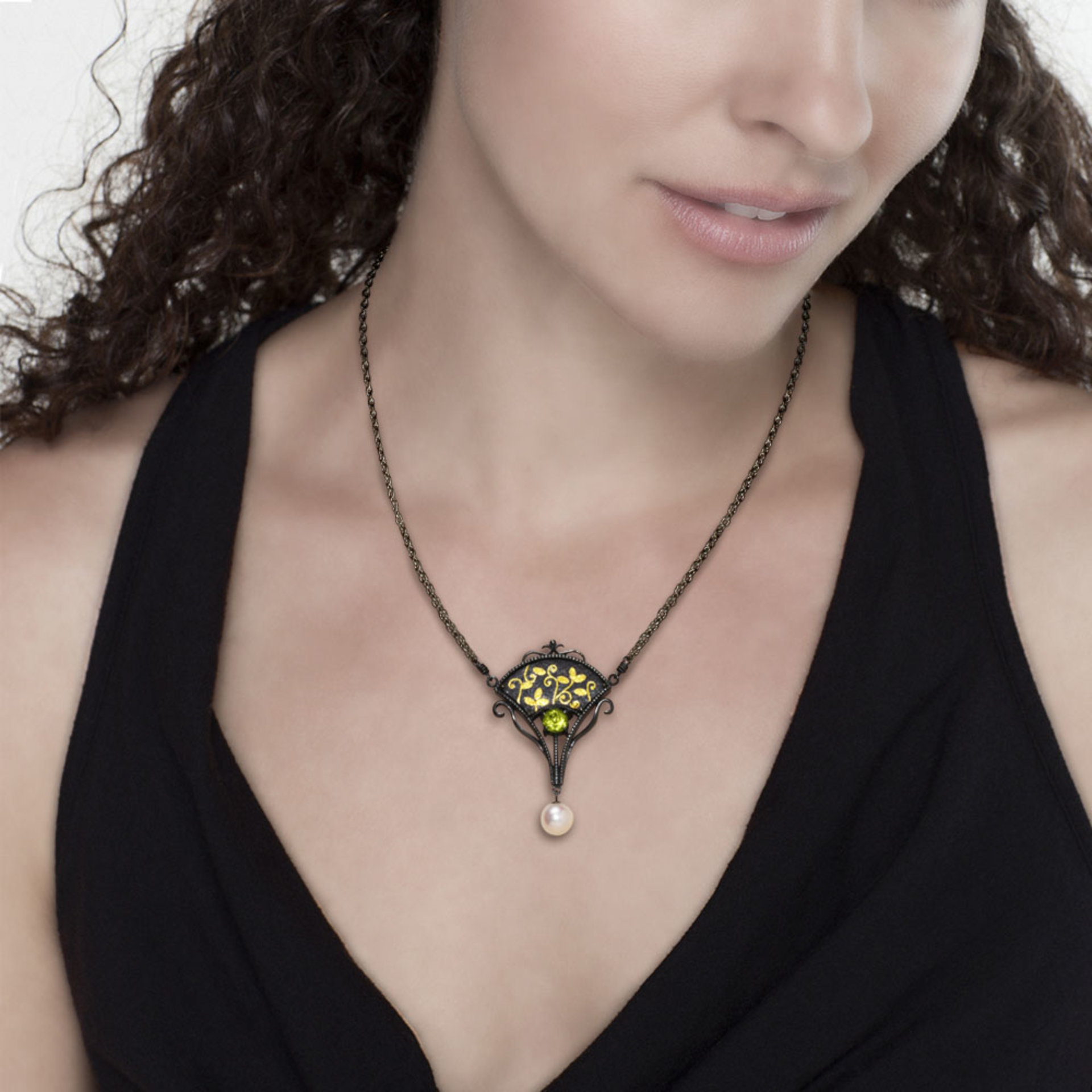 Gold inlay and Keum Boo necklace with Shakudo patinaed by Iroage