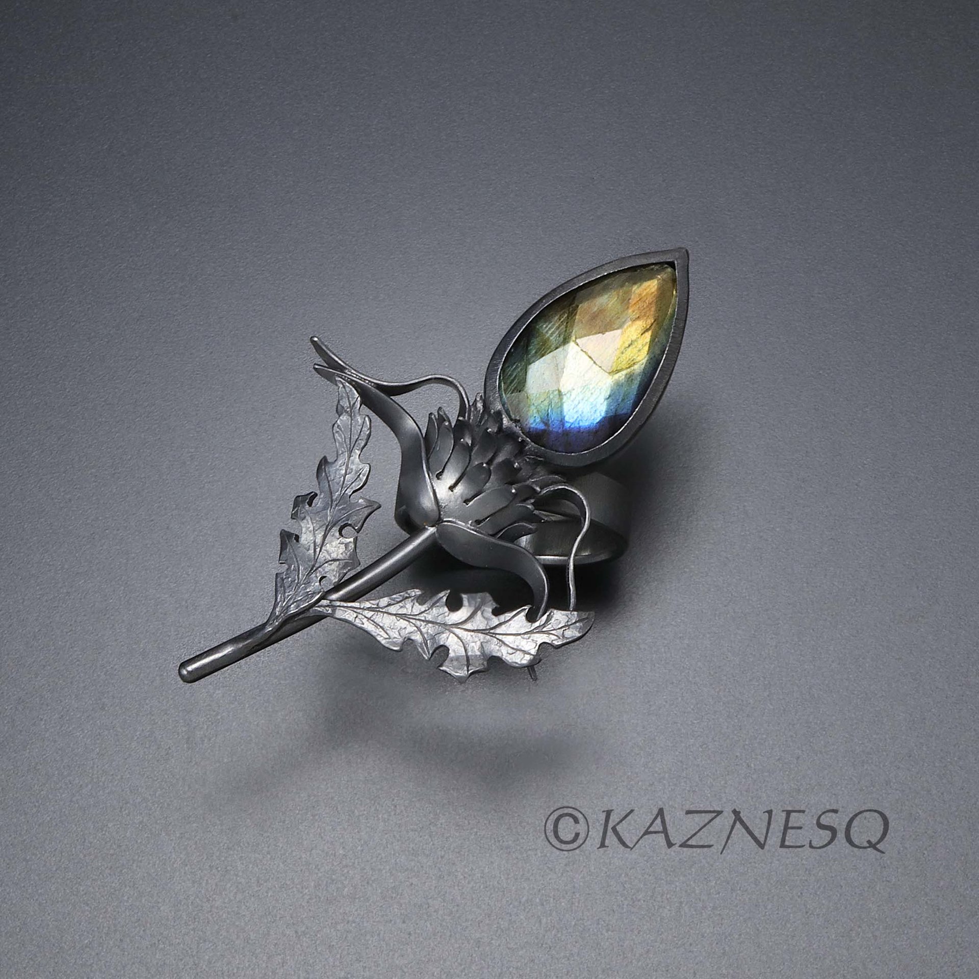 (C) KAZNESQ:Labradorite oxidized silver thistle ring