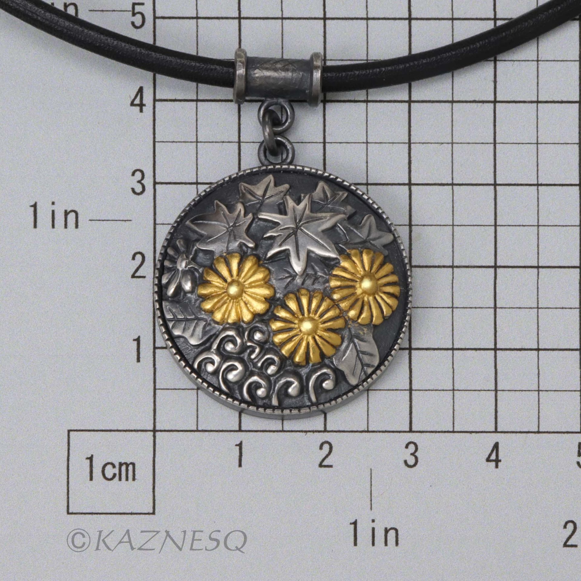 (C)KAZNESQ: Autumn leaf circle Keum Boo oxidized silver pendant necklace
