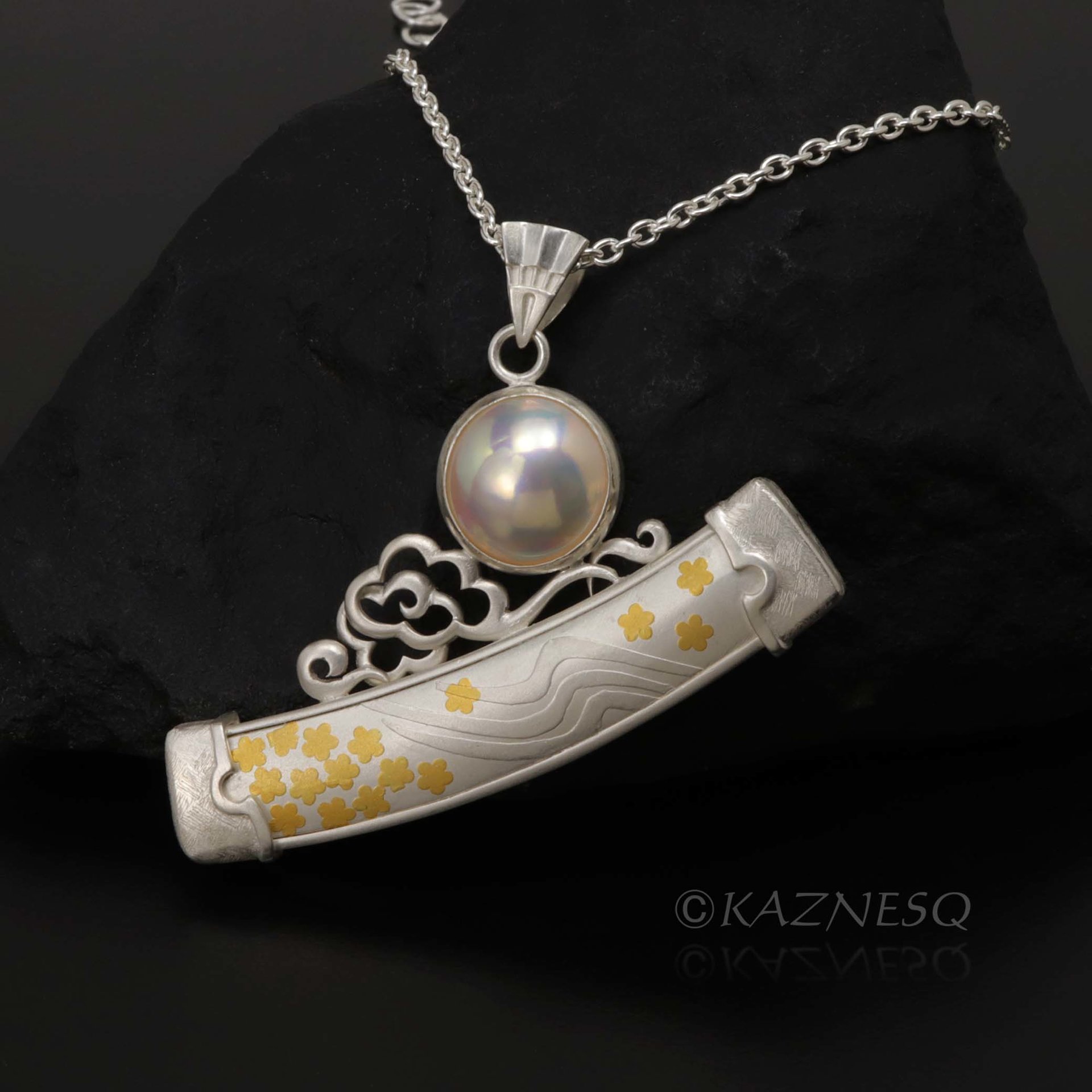 (C) KAZNESQ apanese samurai sword mabe pearl Keum Boo silver necklace