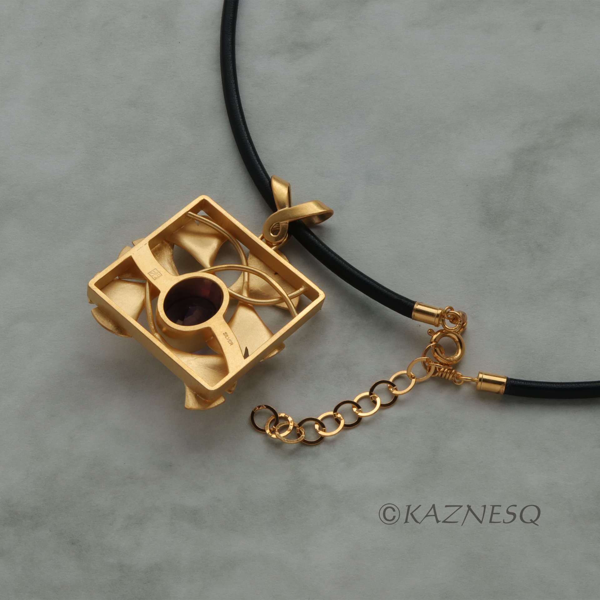 (C) KAZNESQ: Ginkgo gold tone silver square necklace with amethyst
