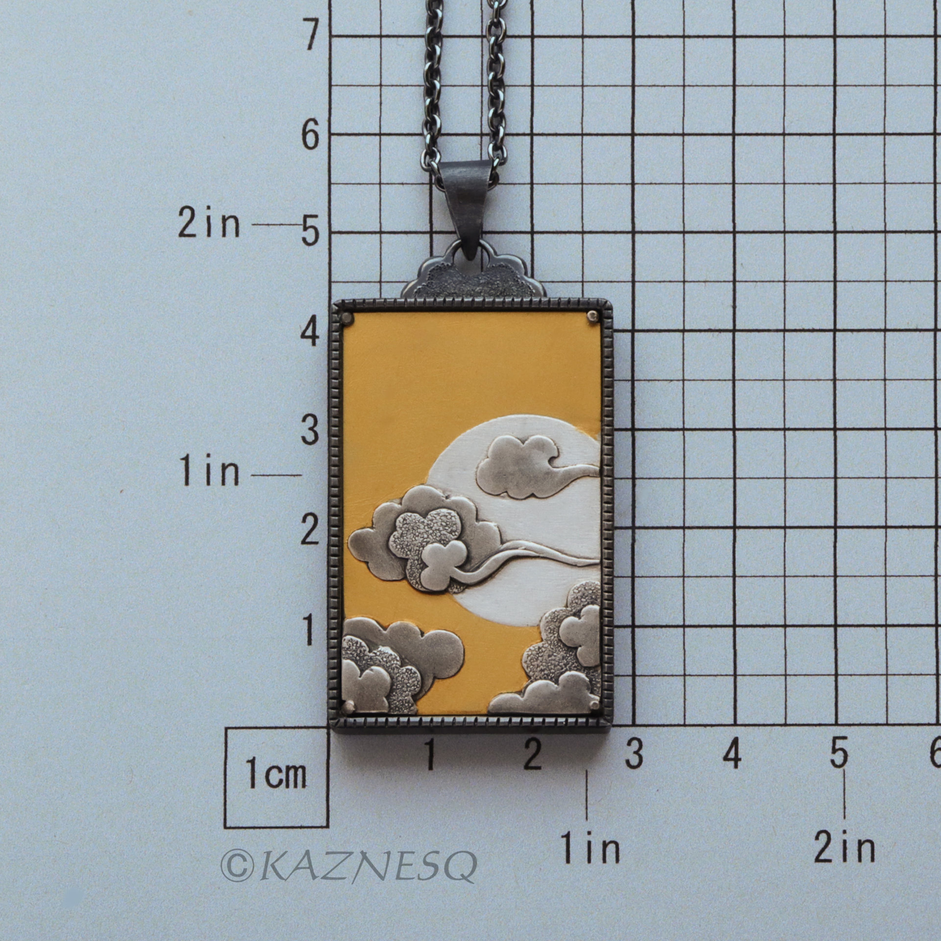 (C) KAZNESQ: Asian clouds and the sun motif gold and silver Keum Boo necklace