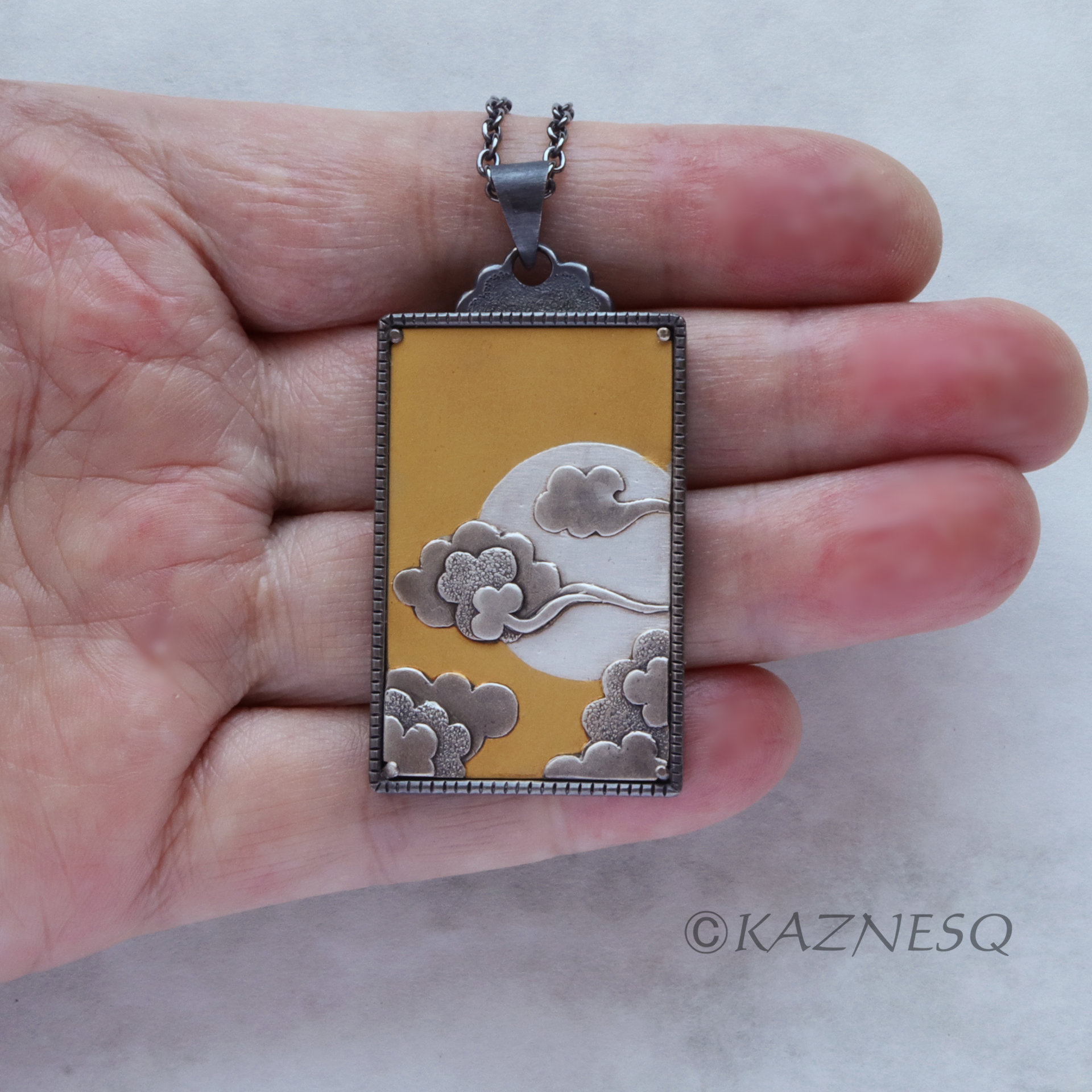 (C) KAZNESQ: Asian clouds and the sun motif gold and silver Keum Boo necklace