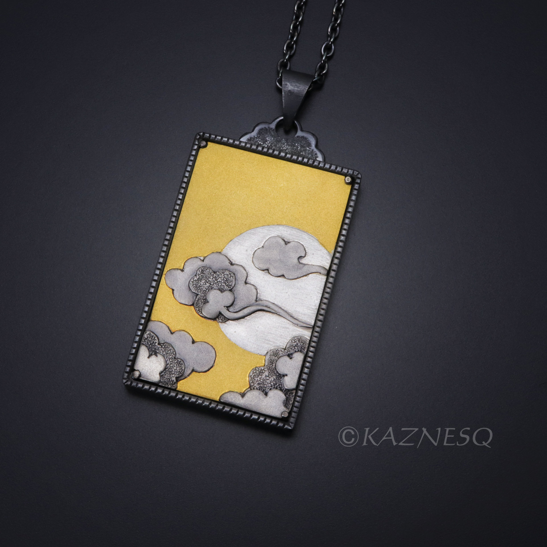 (C) KAZNESQ: Asian clouds and the sun motif gold and silver Keum Boo necklace