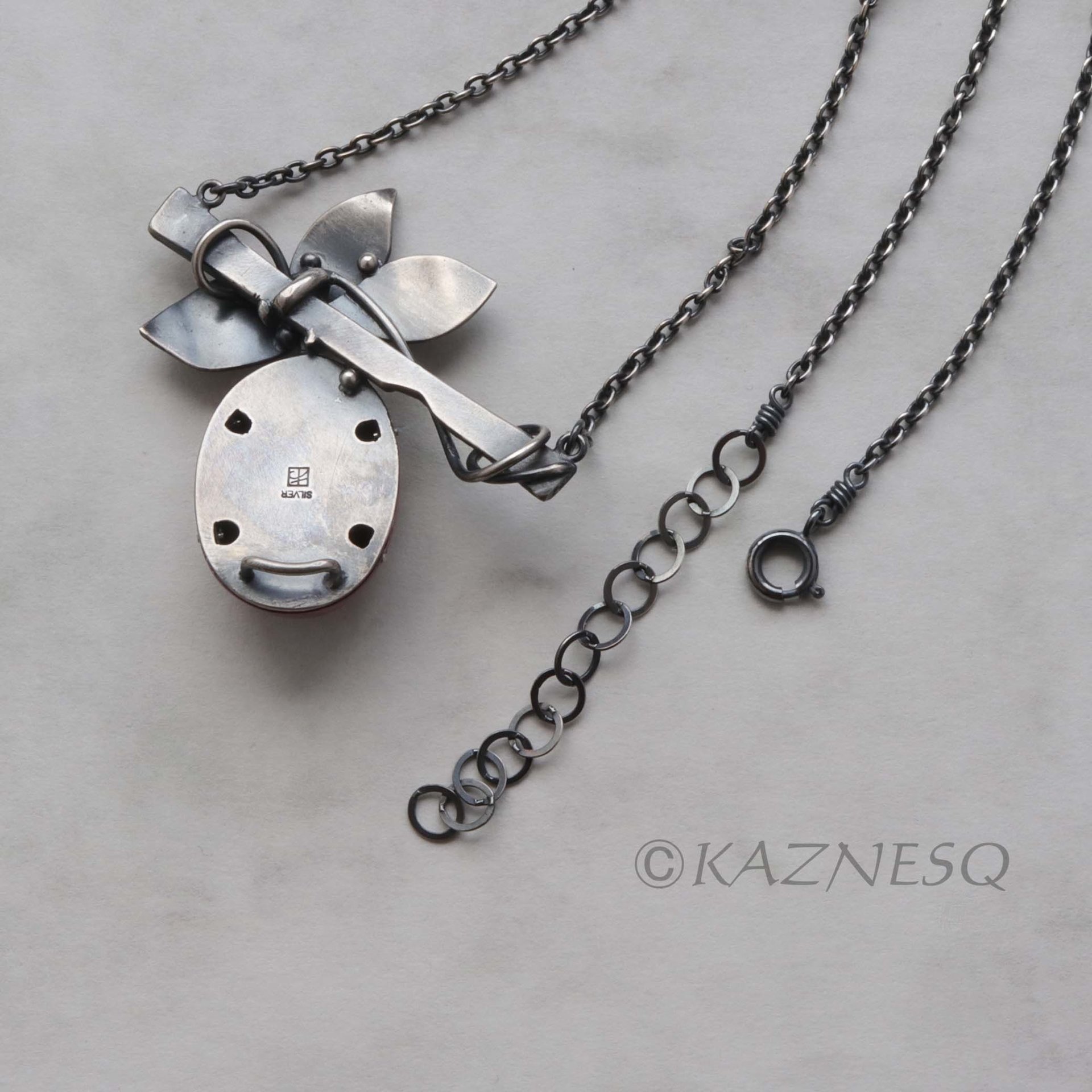 (C) KAZNESQ: Akebi of Japanese red heat patina and oxidized silver necklace