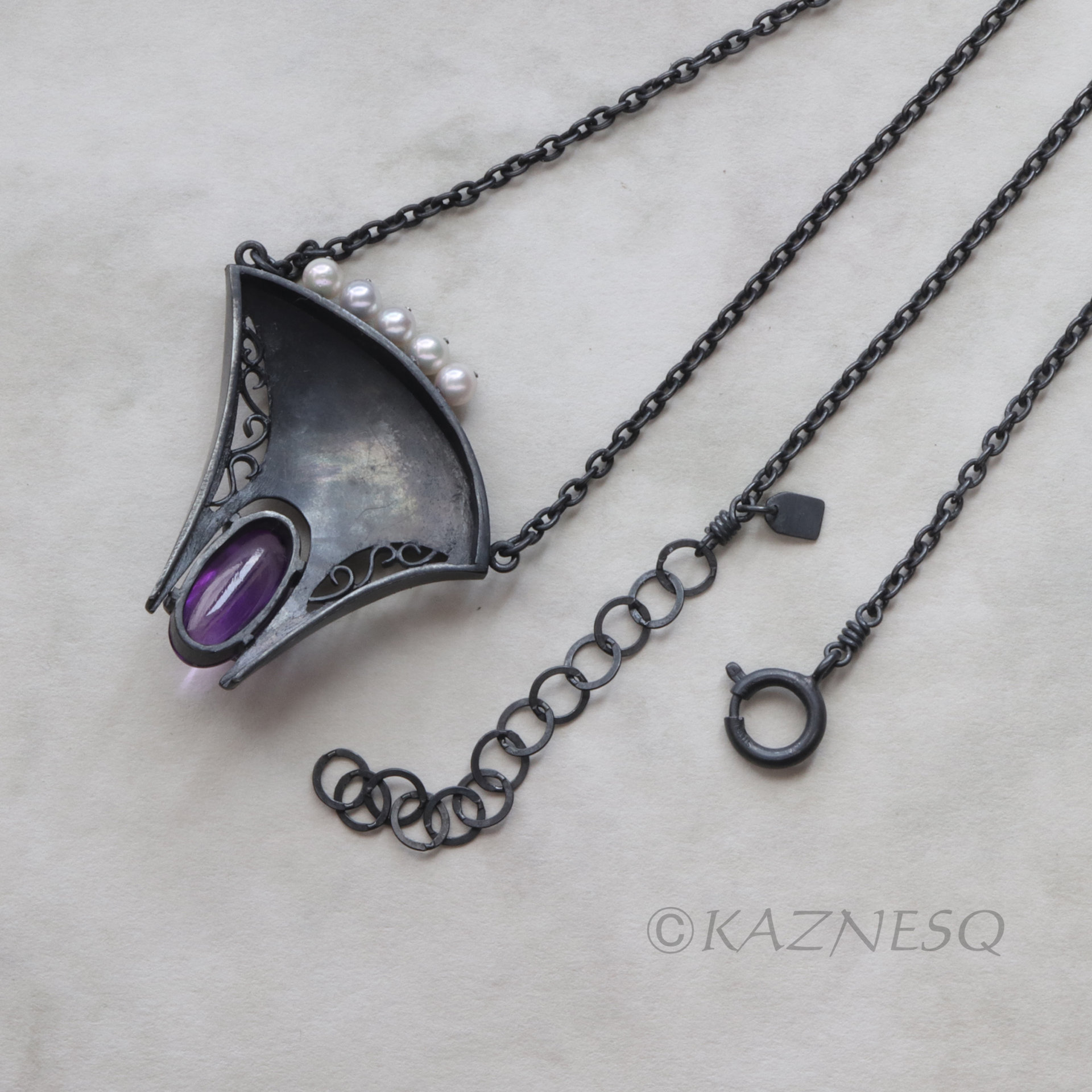 (C) KAZNESQ: Japanese bush clover Keum Boo pendant necklace with amethyst