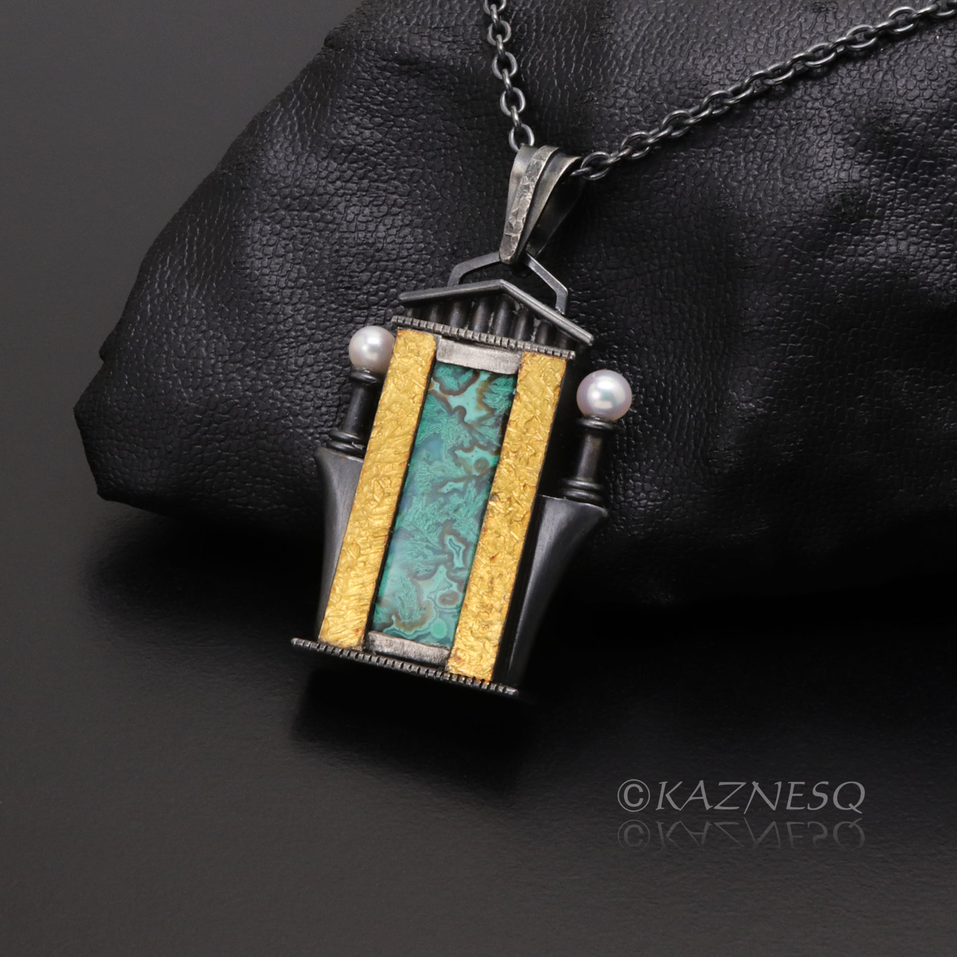 (C) KAZNESQ Green Lace Agate building facade Keum Boo oxidized silver pendant ne