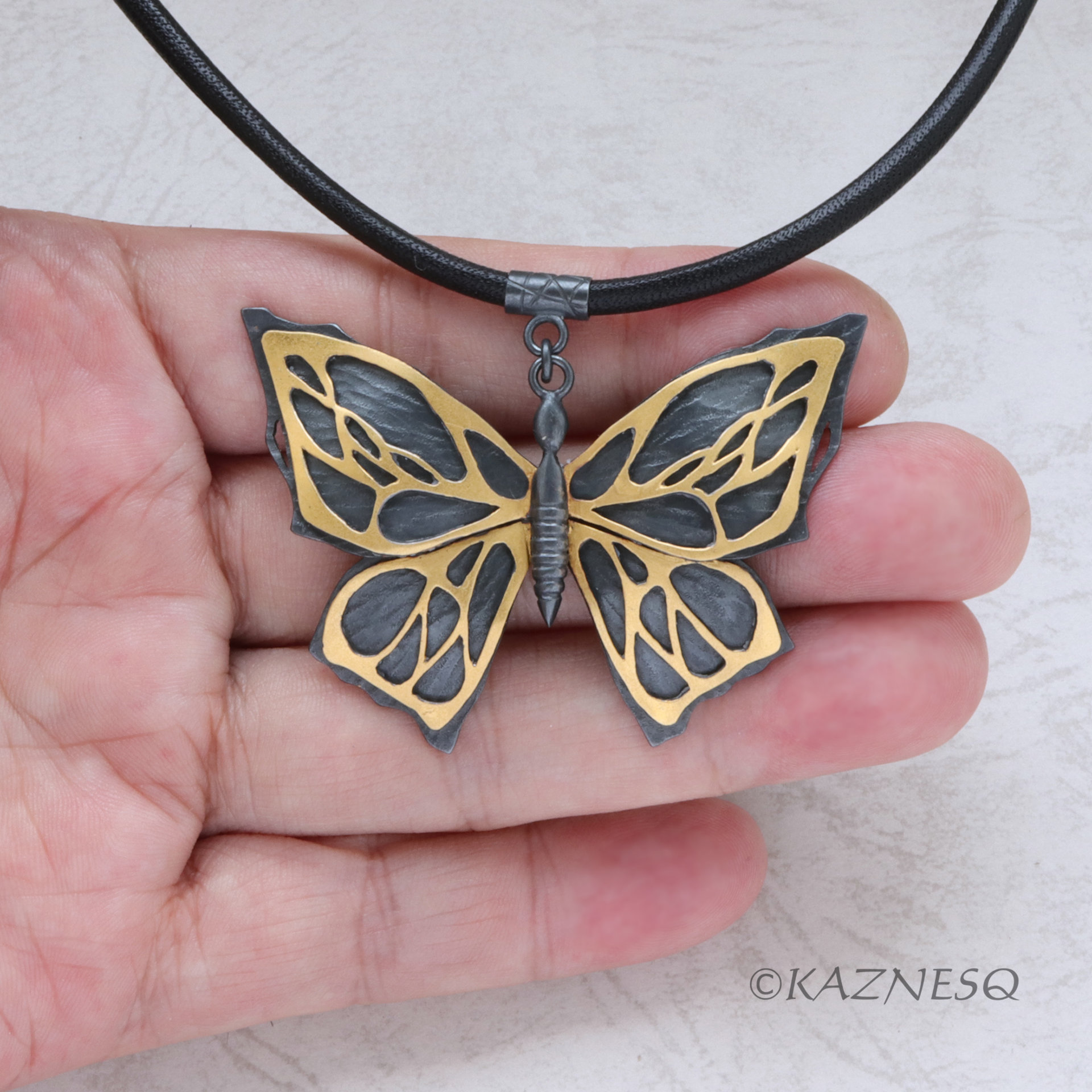(C) KAZNESQ: Art Nouveau style Black and gold Keum Boo oxidized silve(C) KAZNESQ