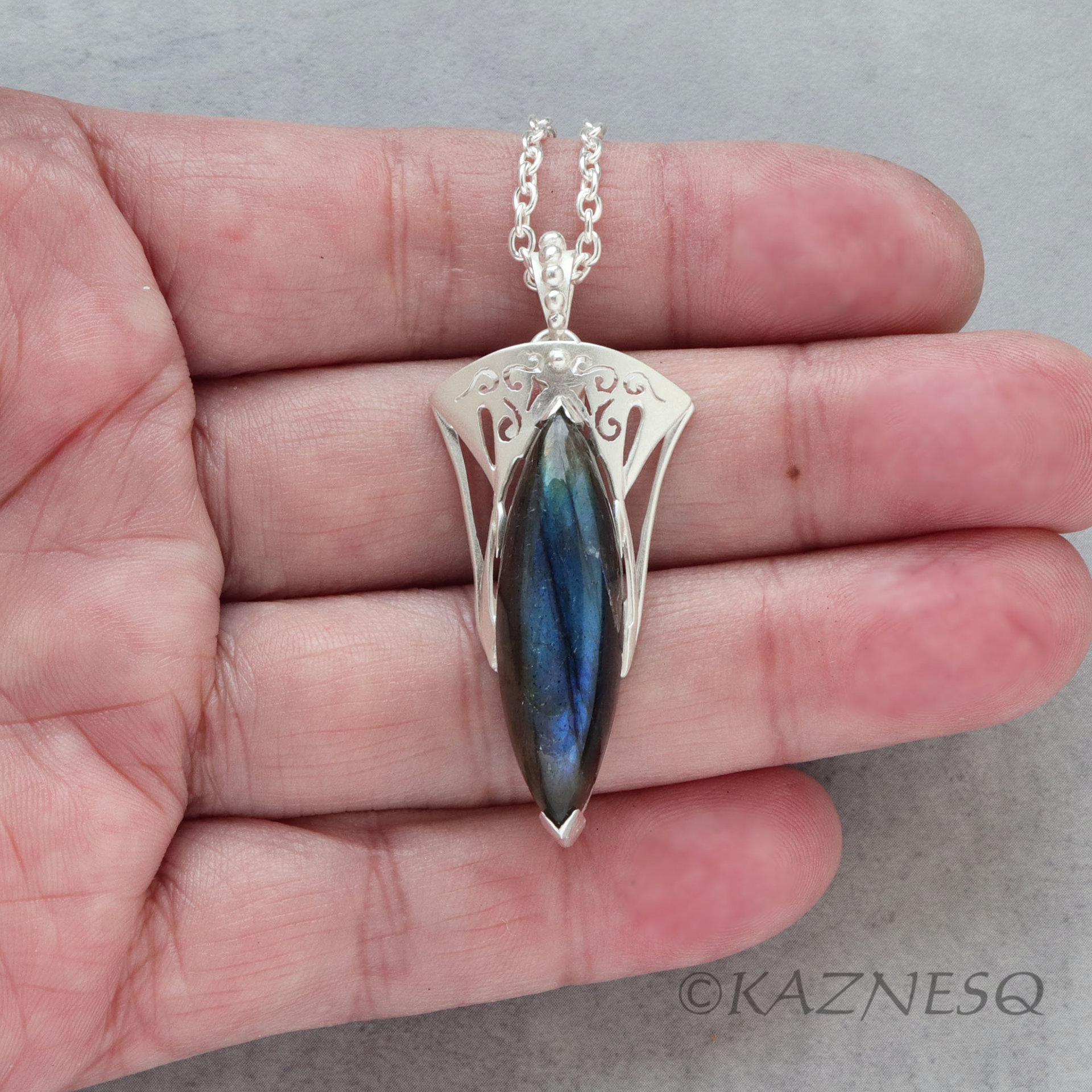 (C) KAZNESQ: Blue Marquise Labradorite Art Nouveau Openwork Silver Pendant Neckl