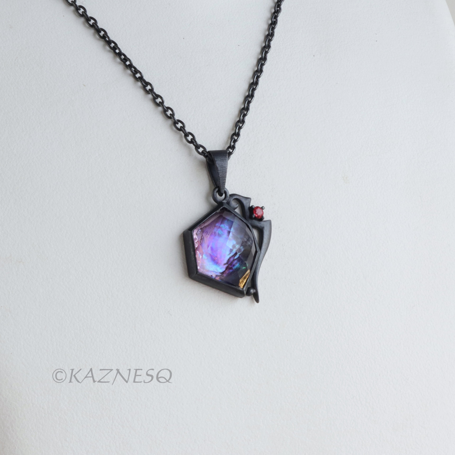 (C) KAZNESQ: Amethyst lined with Paua shell oxidized silver Hexagon pendant neck