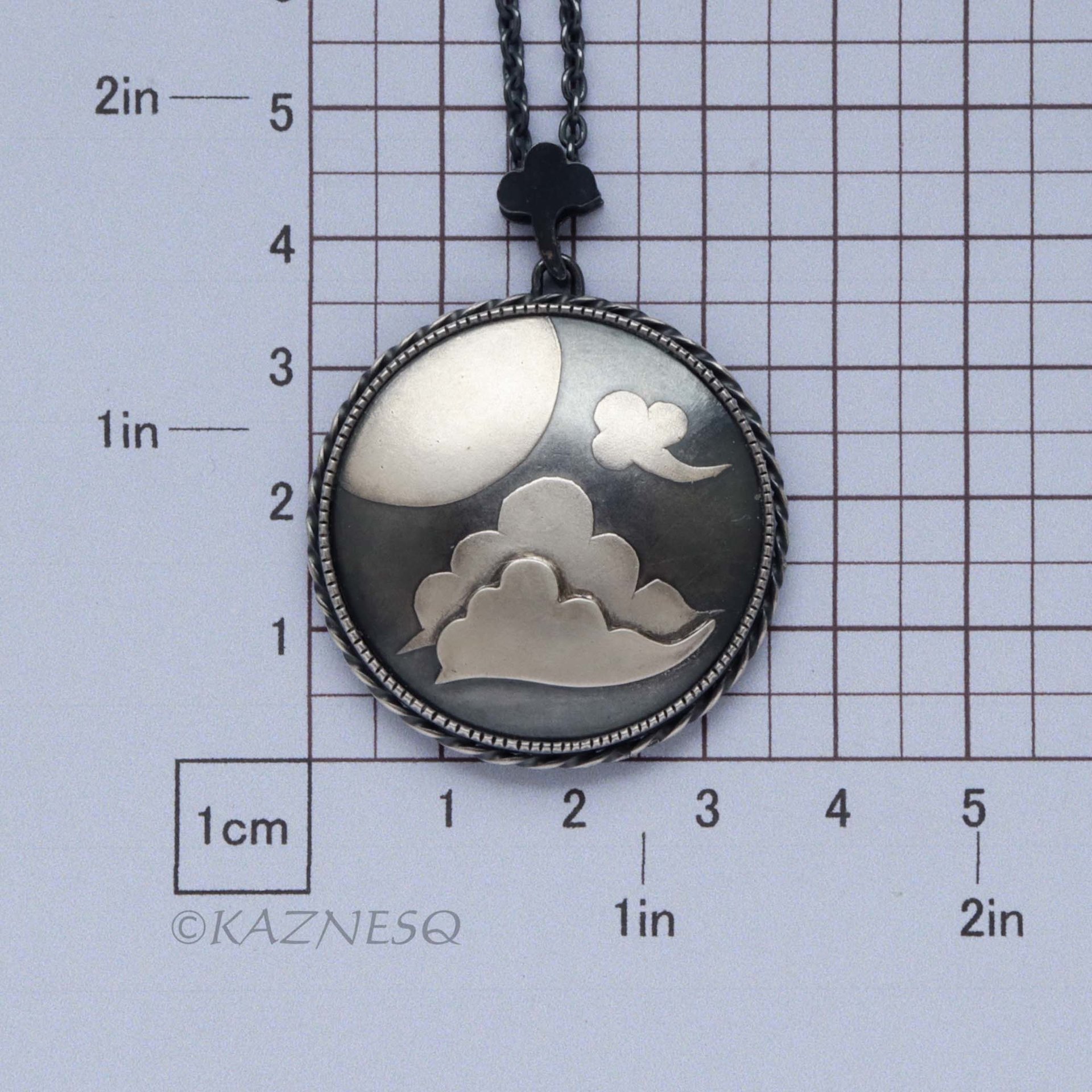 (C) KAZNESQ: Japanese style happy clouds pattern Keum Boo oxidized silver pendan