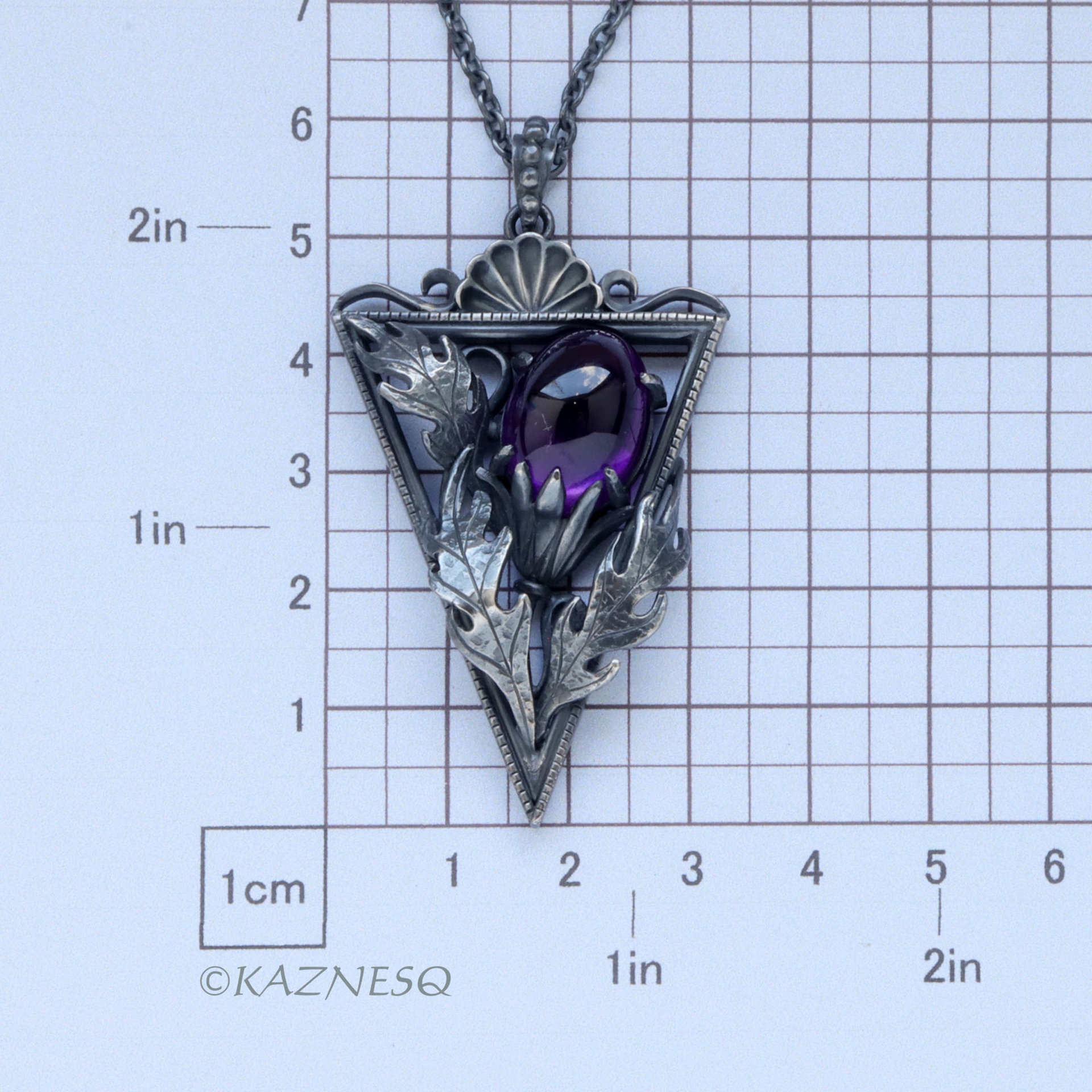 Thistle motif Triangle Goth taste oxidized silver pendant necklace with Amethyst