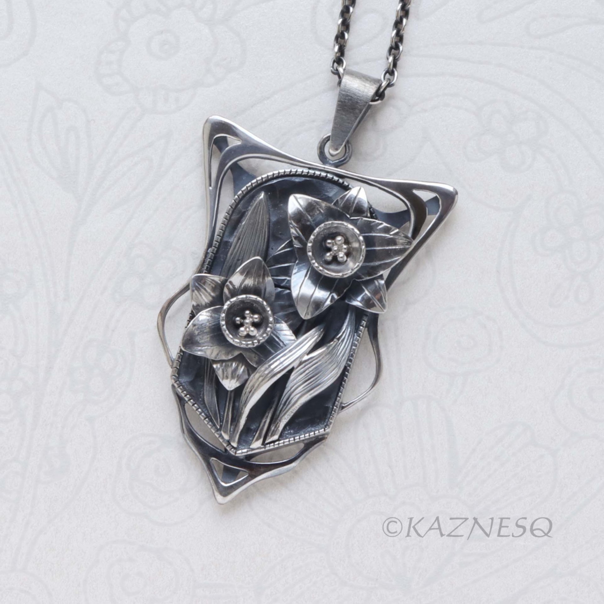 Botanical Statement Necklace - Art Nouveau Style Oxidized Silver Narcissus Pendant