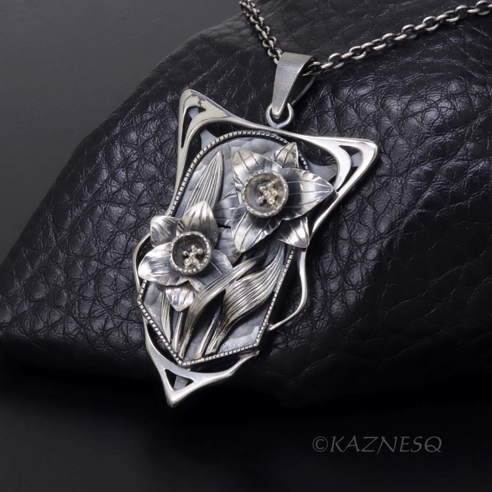 Botanical Statement Necklace - Art Nouveau Style Oxidized Silver Narcissus Pendant