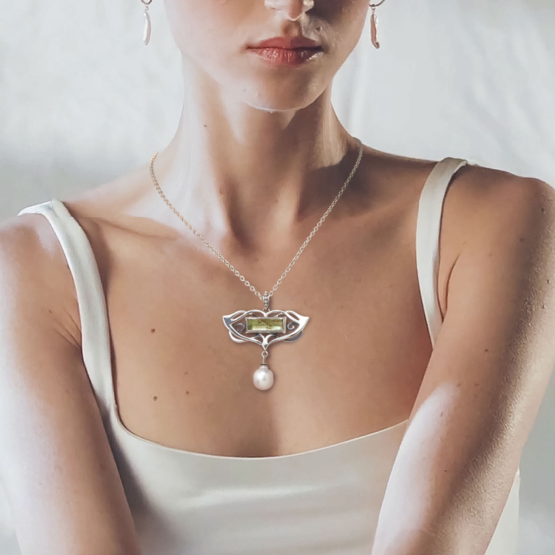 Vintage-Style Art Nouveau Silver Necklace with Rutilated Quartz and Baroque Pearl drop 
