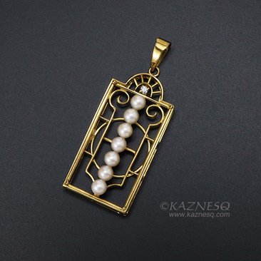 Art Deco style rectangle akoya pearl and a diamond pendant head