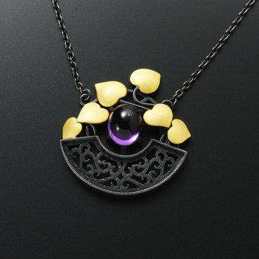 Keum Boo Gold leaves and amethyst cab necklace, arabesque openwork necklace