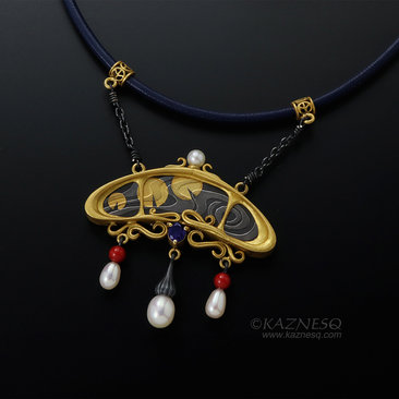 Art Nouveau Keum Boo waterlily pads and sapphire necklace.