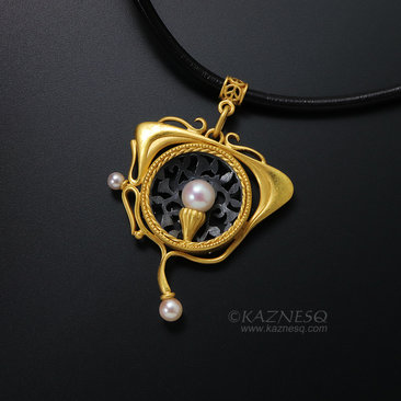 Art Nouveau style openwork akoya pearl pendant necklace