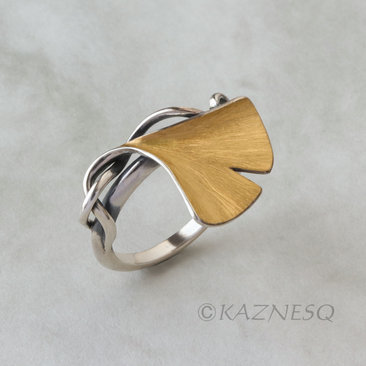 (C) KAZNESQ: Ginkgo leaf Keum Boo silver ring