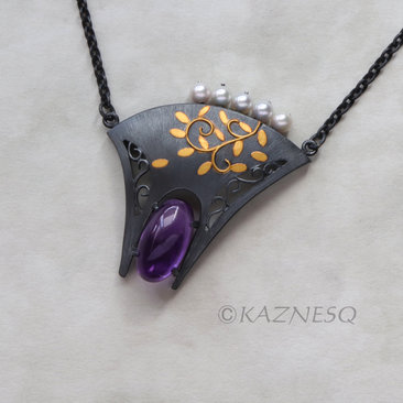 (C) KAZNESQ: Japanese bush clover Keum Boo pendant necklace with amethyst