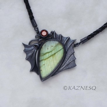 (C) KAZNESQ: Green labradorite dragon motif oxidized silver necklace
