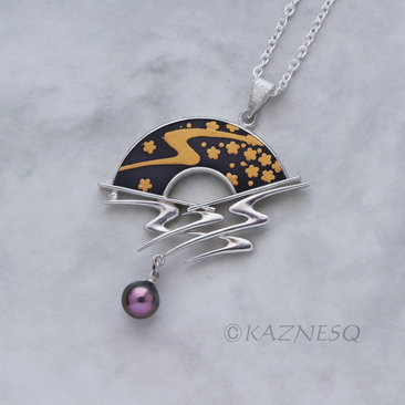 (C) KAZNESQ: Keum Boo and Japanese black patina Shakudo and silver necklace