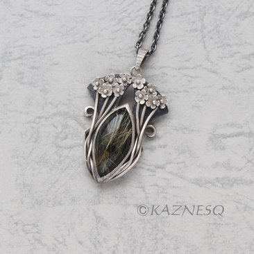 (C) KAZNESQ: Rutilated quartz lined with onyx, Art Nouveau style necklace