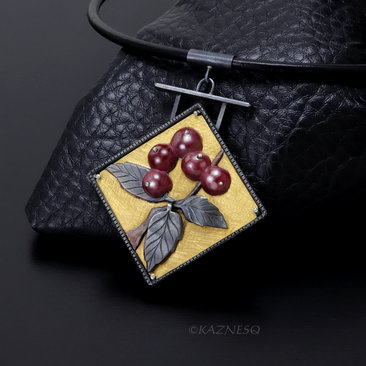 Red Berries and leaves Oxidized Silver Pendant Necklace with Gold Keum Boo