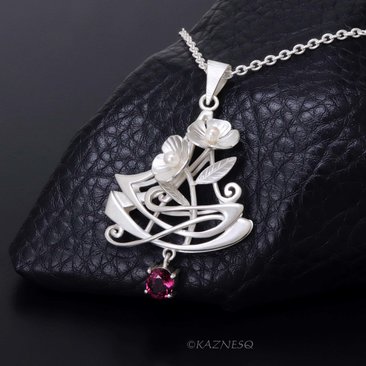 Elegant Statement! Art Nouveau-Style Matte Silver Flower Pendant with Rhodolite Garnet